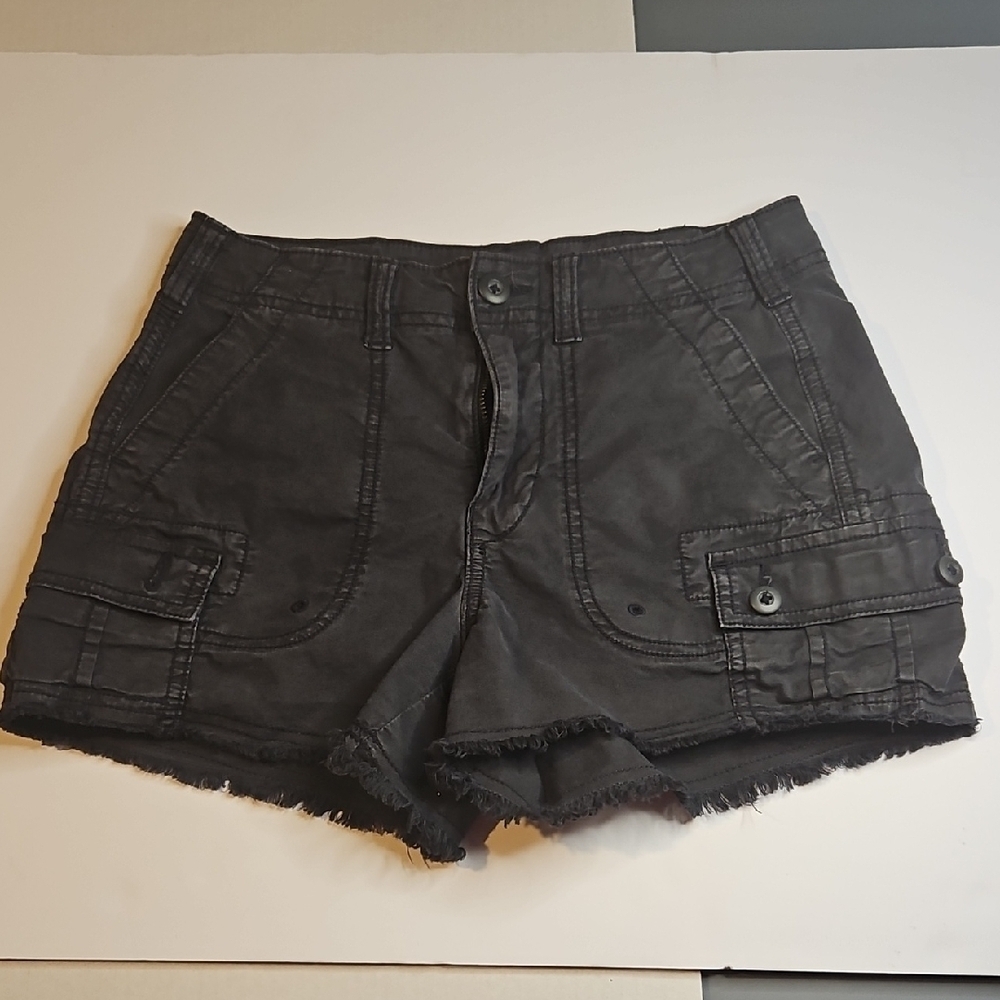 AE Distressed 90s  Boyfriend Short Cargo Size 24 Faded Black Fringe